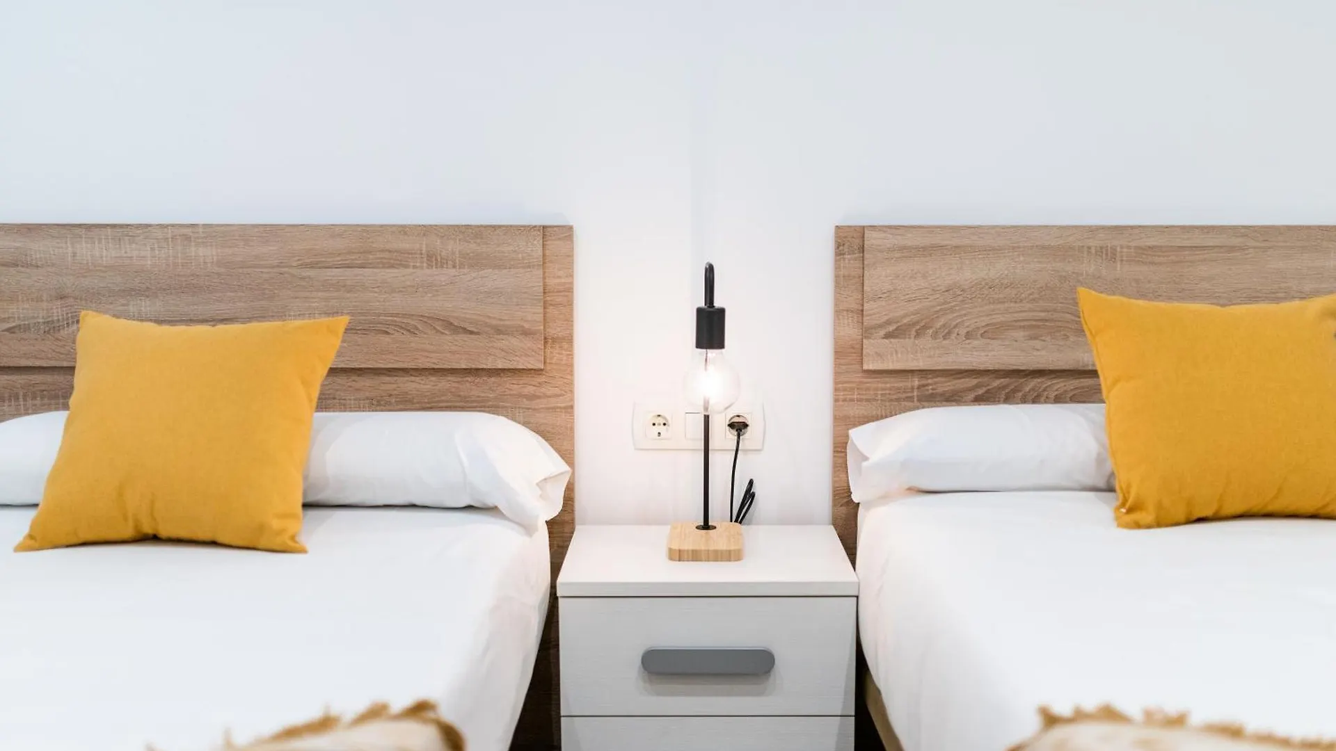 Wekey Homes Granada, Elvira Suites Centro Spain