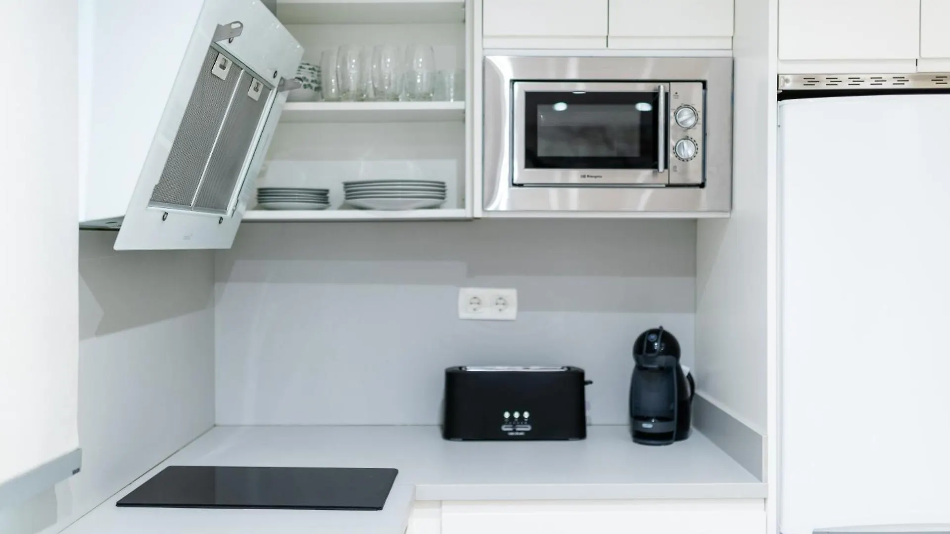 Wekey Homes Granada, Elvira Suites Centro 0*, Granada Spain