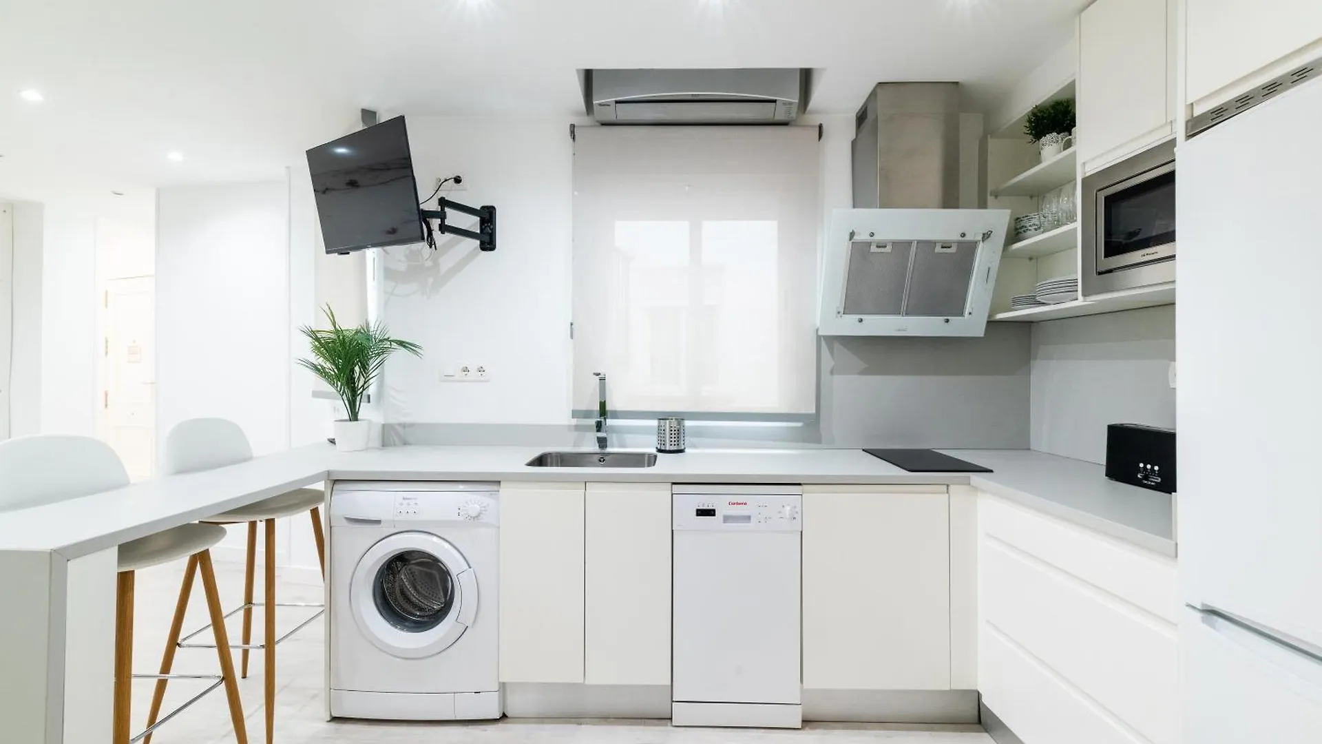 Apartment Wekey Homes Granada, Elvira Suites Centro Spain