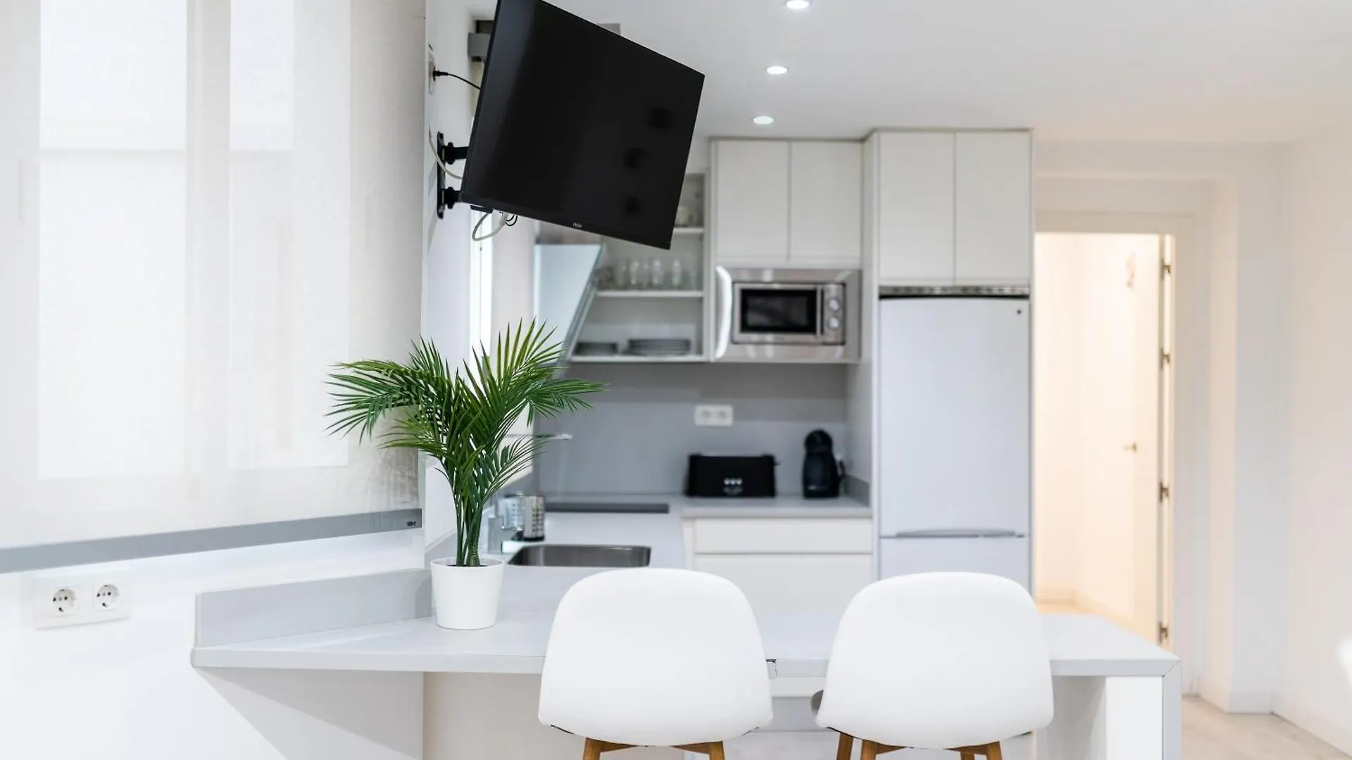 Wekey Homes Granada, Elvira Suites Centro Apartment Granada