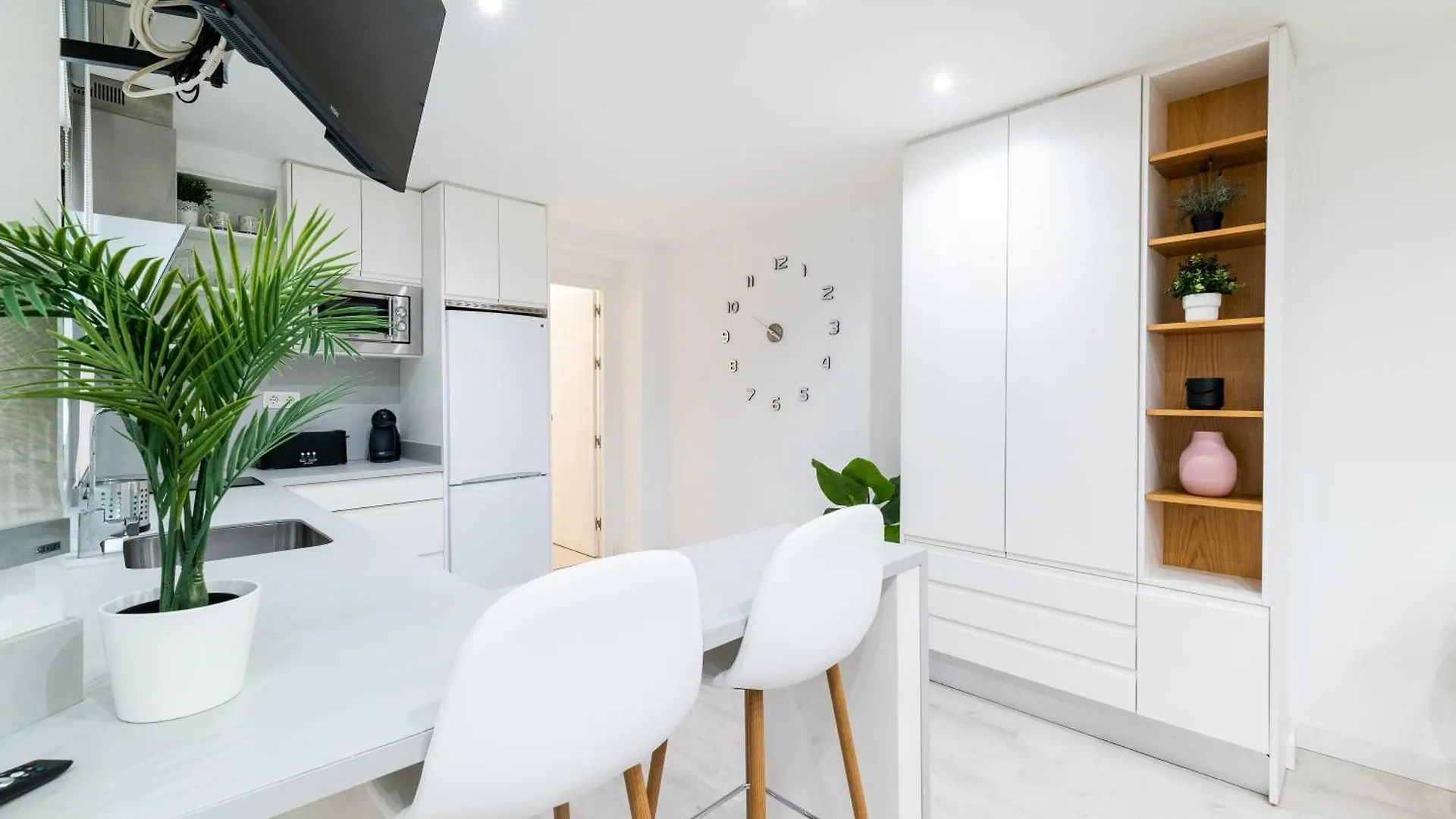 Apartment Wekey Homes Granada, Elvira Suites Centro Spain