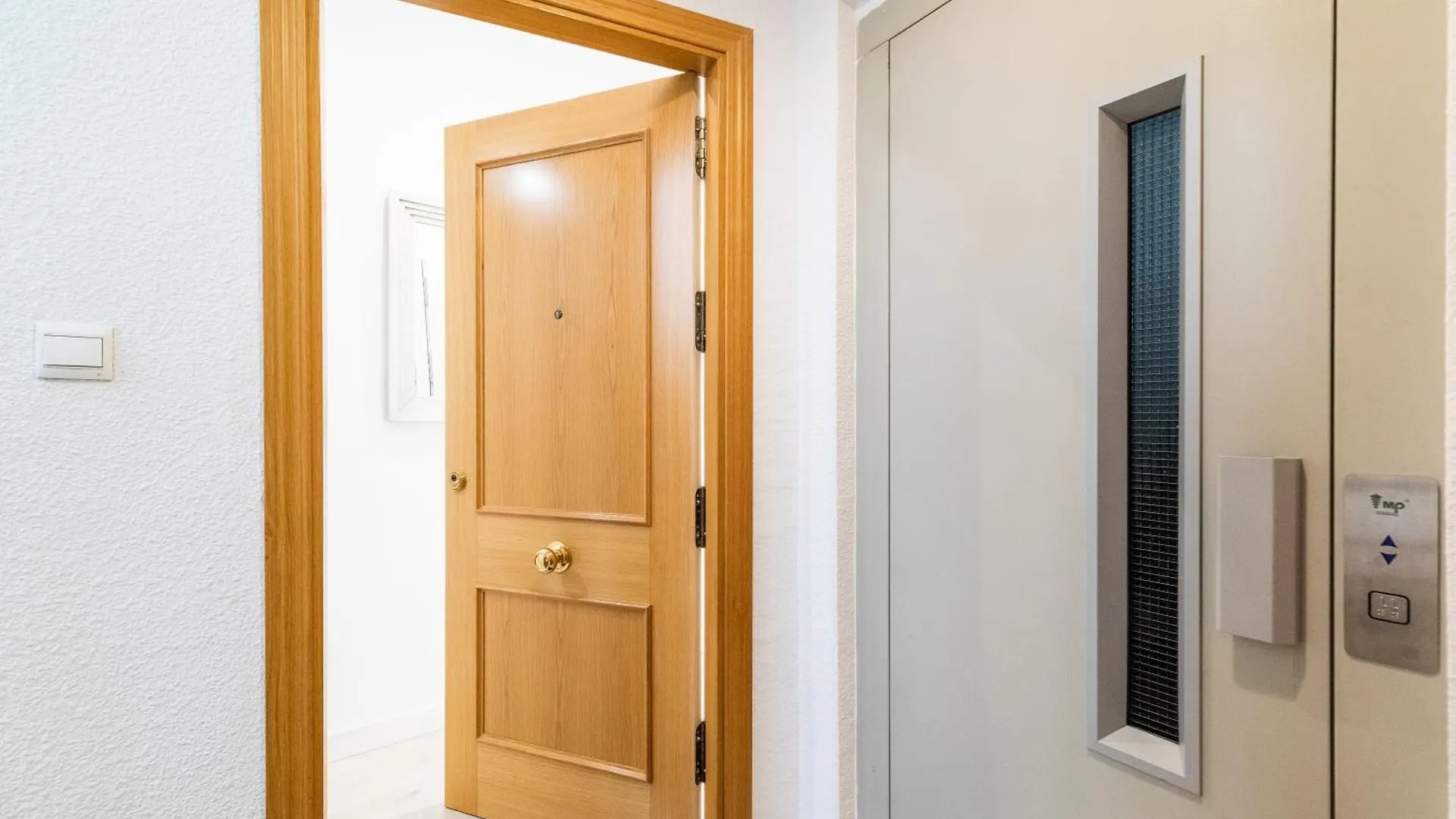 Wekey Homes Granada, Elvira Suites Centro